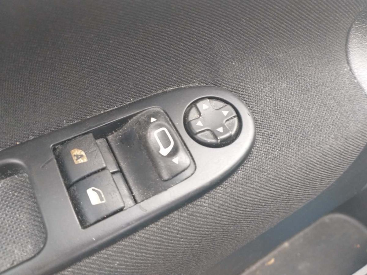 Peugeot 207 original Außenspiegel rechts elektrisch verstellbar KMU Blaumetallic Bj.2008